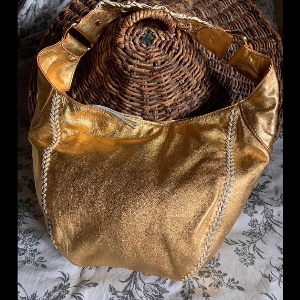 VIA SPIGA GOLD LEATHER HOBO NWOT